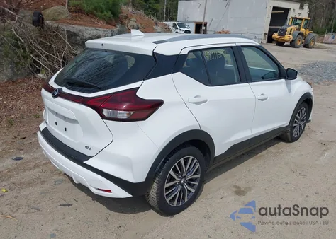 2021 Nissan Kicks Sv Xtronic Cvt из США, поврежденный, VIN 3N1CP5CVXML470495